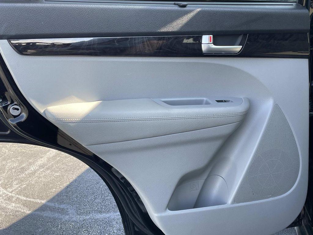 used 2014 Kia Sorento car, priced at $8,499