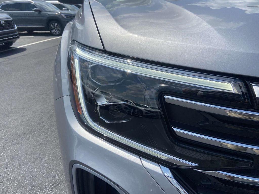 new 2026 Volkswagen Atlas car, priced at $45,297