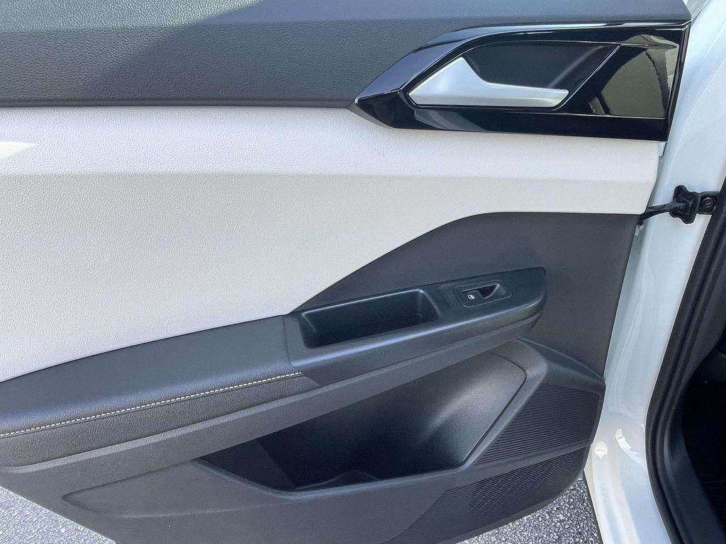 new 2026 Volkswagen Taos car, priced at $28,271