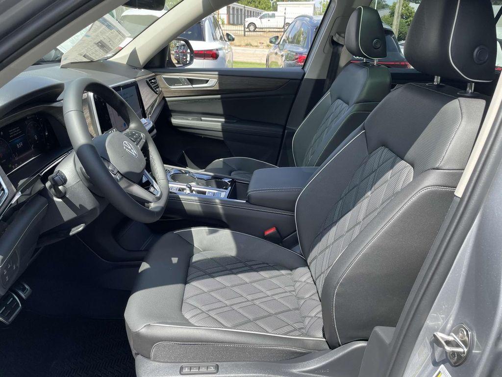 new 2026 Volkswagen Atlas car, priced at $55,570