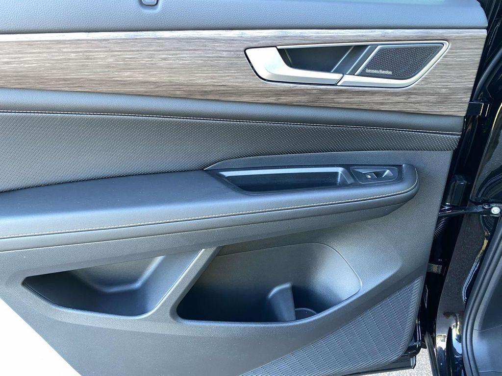 new 2026 Volkswagen Atlas car, priced at $56,401