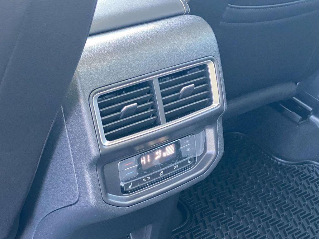 new 2026 Volkswagen Atlas car, priced at $56,401