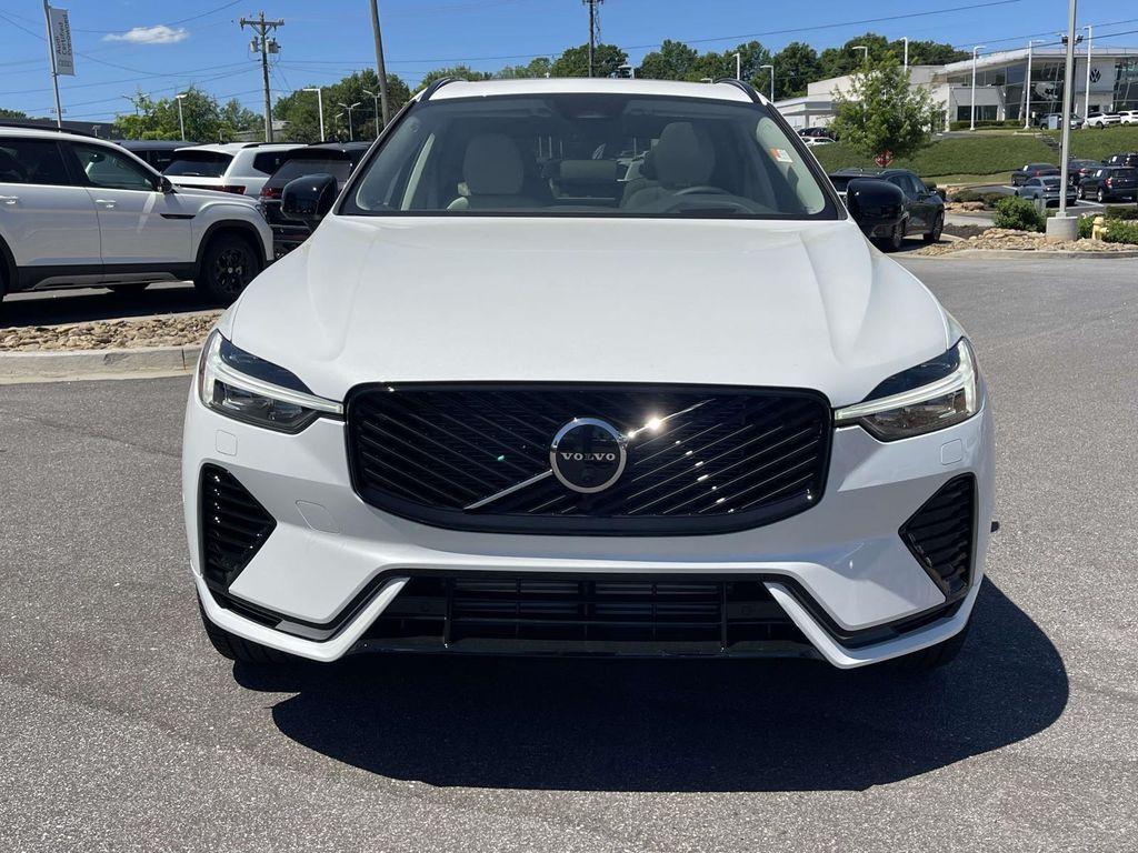 new 2026 Volvo XC60 Plug-In Hybrid car, priced at $75,805