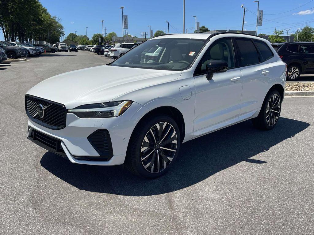 new 2026 Volvo XC60 Plug-In Hybrid car, priced at $75,805