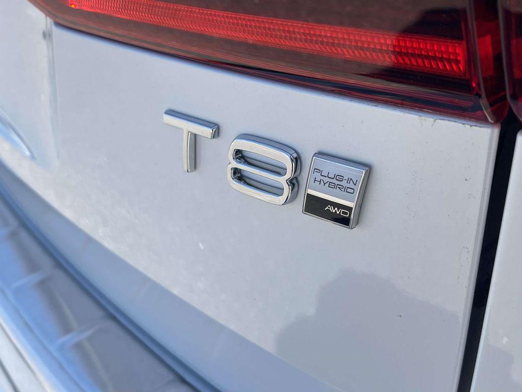 new 2026 Volvo XC60 Plug-In Hybrid car, priced at $75,805