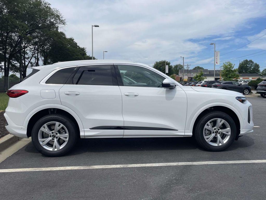 new 2026 Audi Q5 car, priced at $55,095