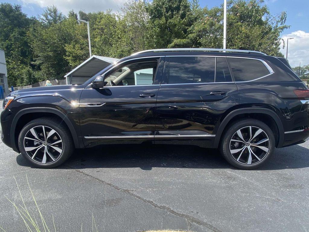 new 2026 Volkswagen Atlas car, priced at $54,546