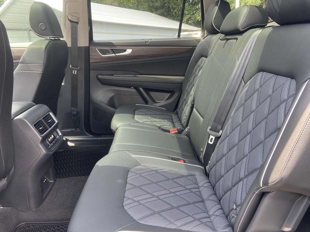 new 2026 Volkswagen Atlas car, priced at $54,546