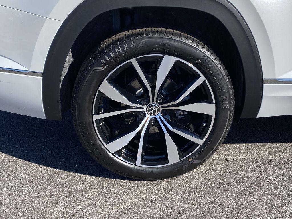new 2026 Volkswagen Atlas car, priced at $57,344