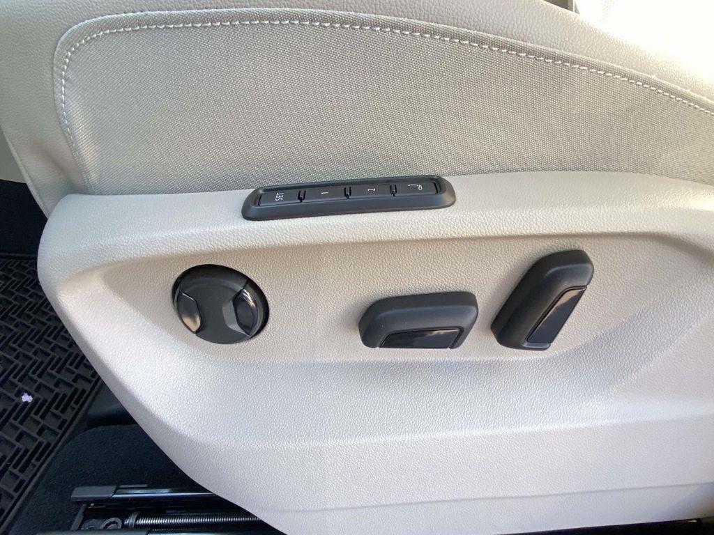 new 2026 Volkswagen Atlas car, priced at $57,344