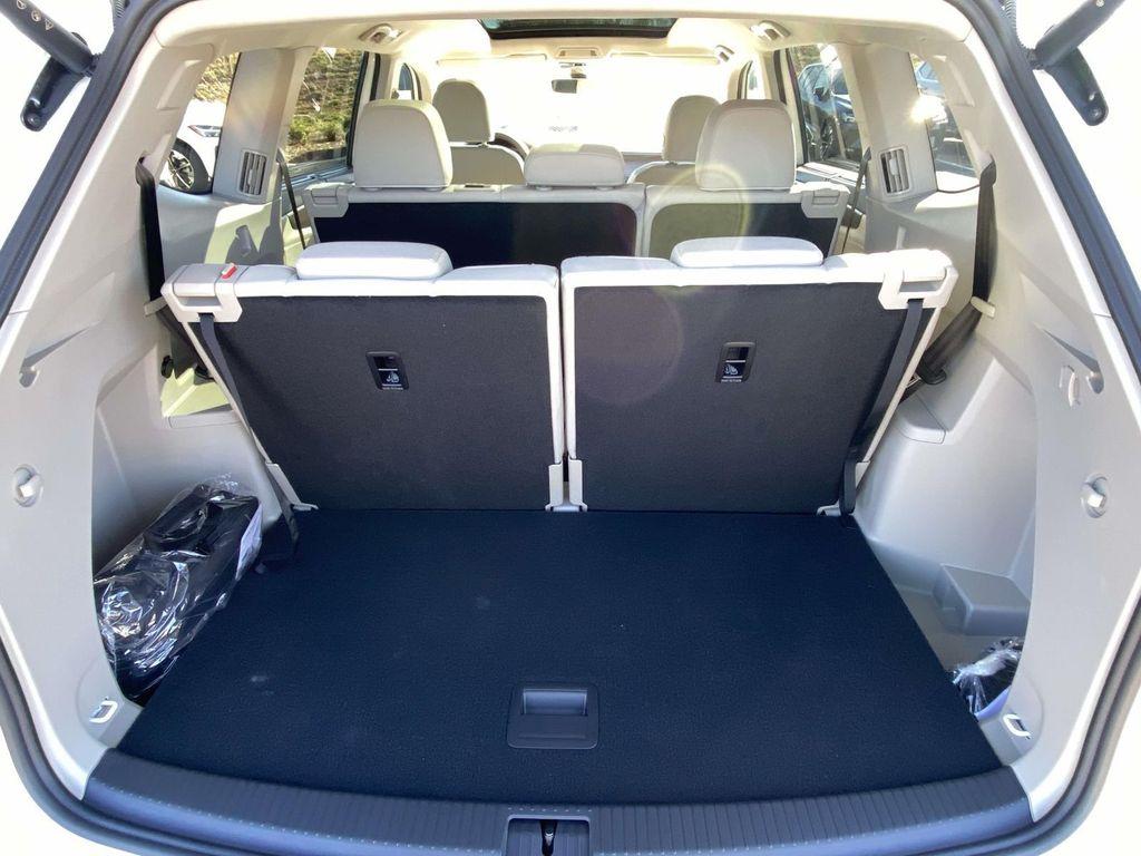 new 2026 Volkswagen Atlas car, priced at $57,344