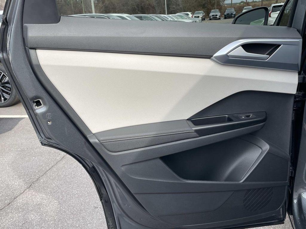 new 2026 Volkswagen Taos car, priced at $31,831