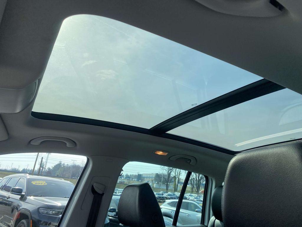 used 2017 Volkswagen Tiguan car