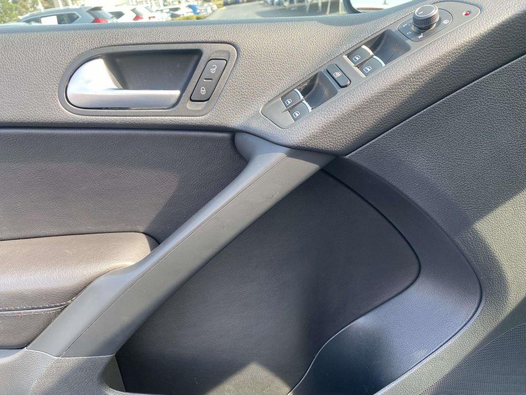 used 2017 Volkswagen Tiguan car