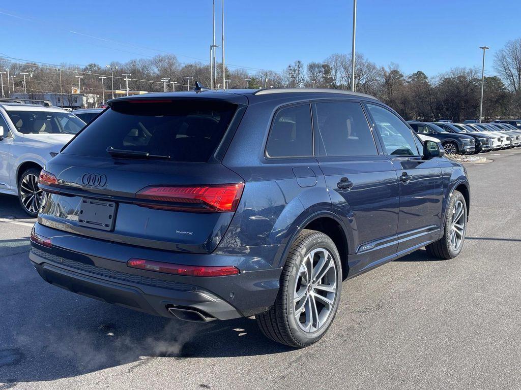 new 2026 Audi Q7 car, priced at $72,045