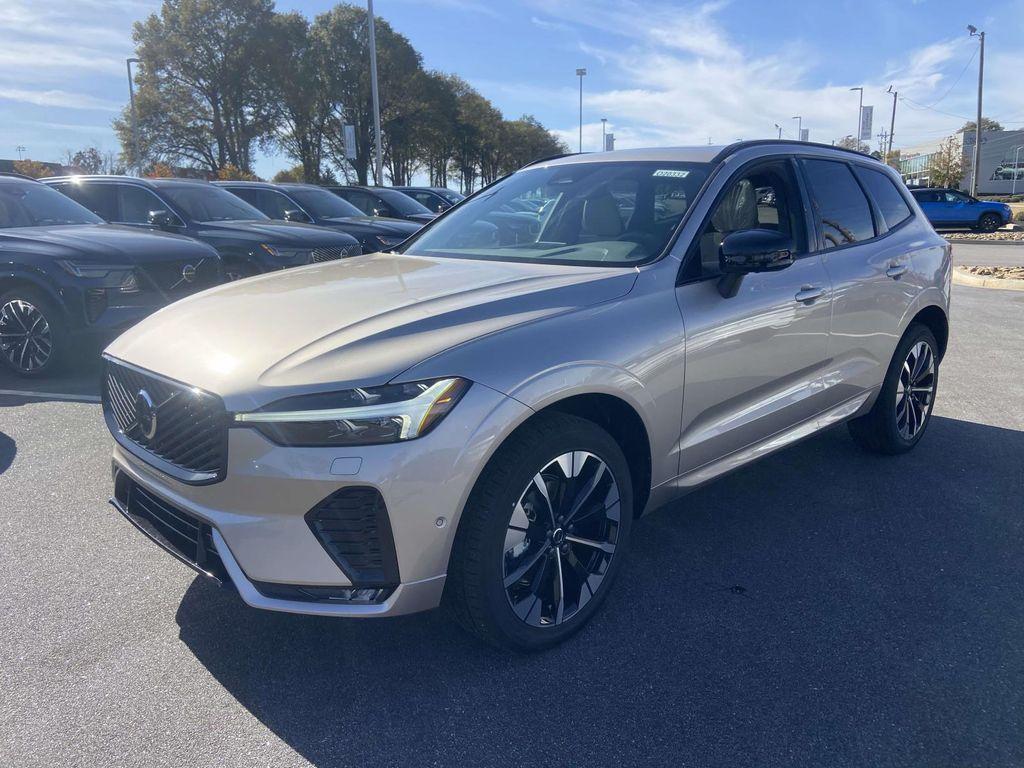 new 2026 Volvo XC60 car, priced at $57,985
