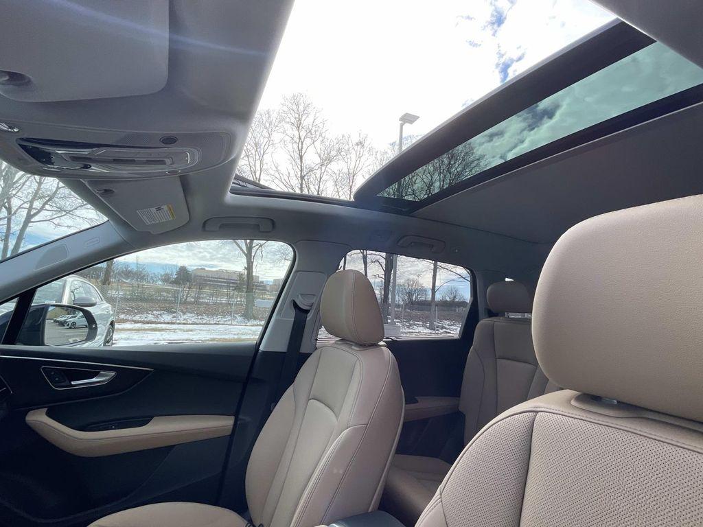new 2026 Audi Q7 car, priced at $78,295