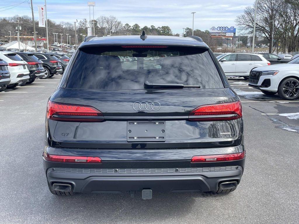 new 2026 Audi Q7 car, priced at $78,295