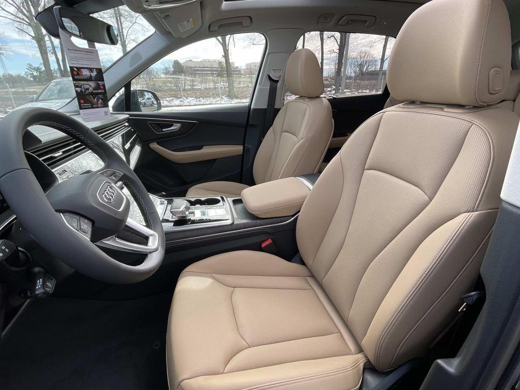 new 2026 Audi Q7 car, priced at $78,295