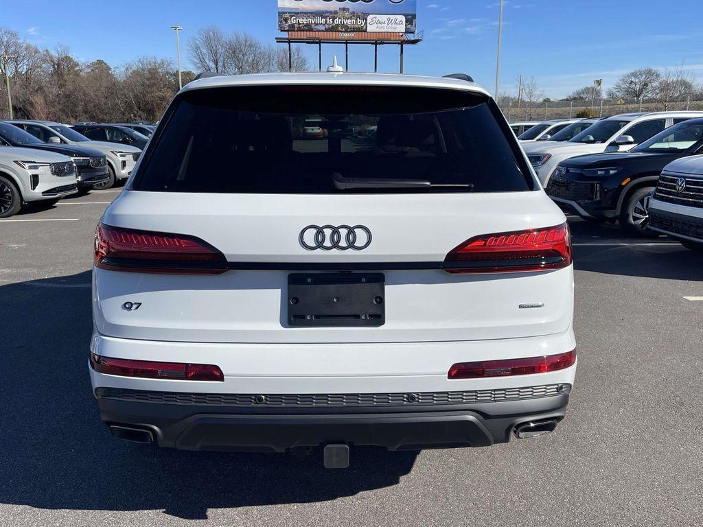 new 2026 Audi Q7 car, priced at $79,005