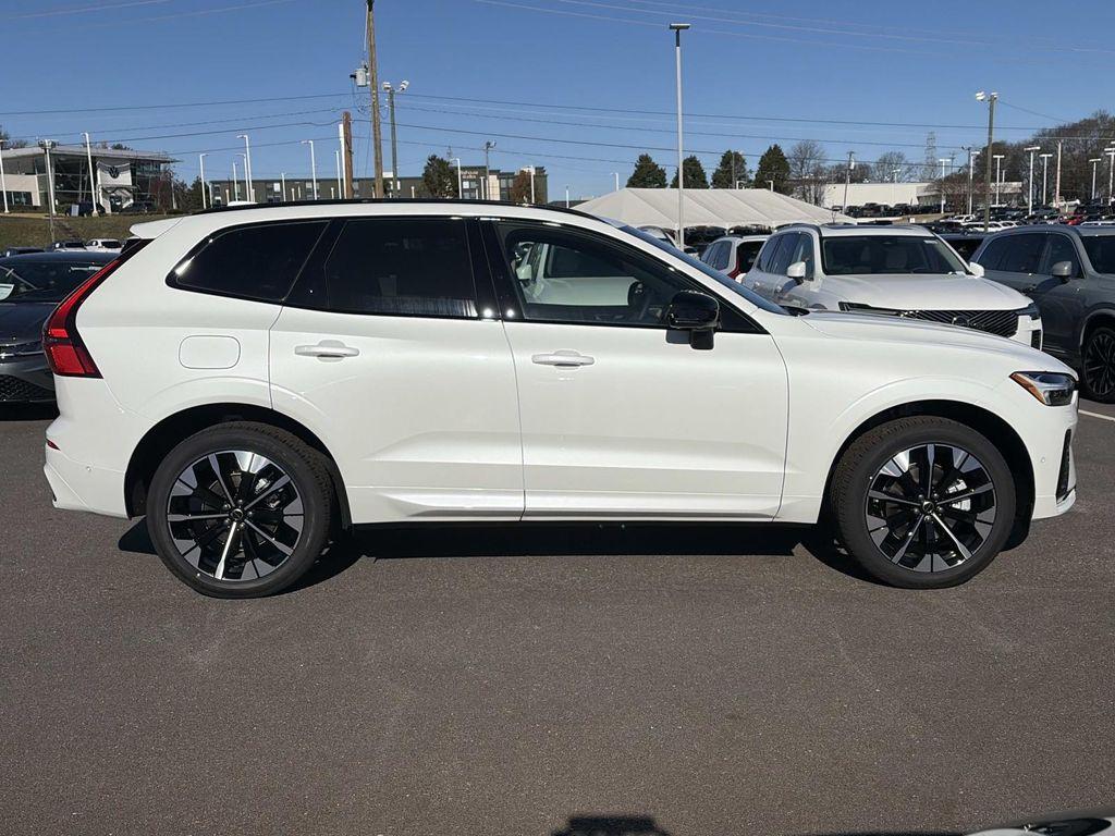 new 2026 Volvo XC60 car, priced at $56,785