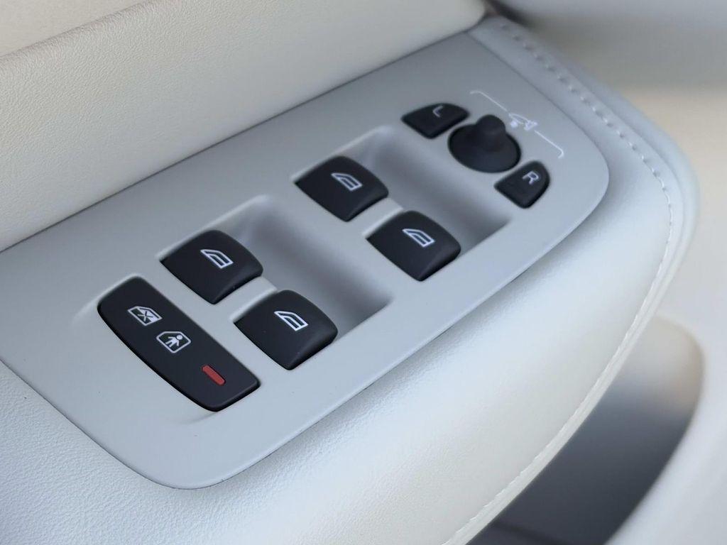 new 2026 Volvo XC60 car, priced at $65,570