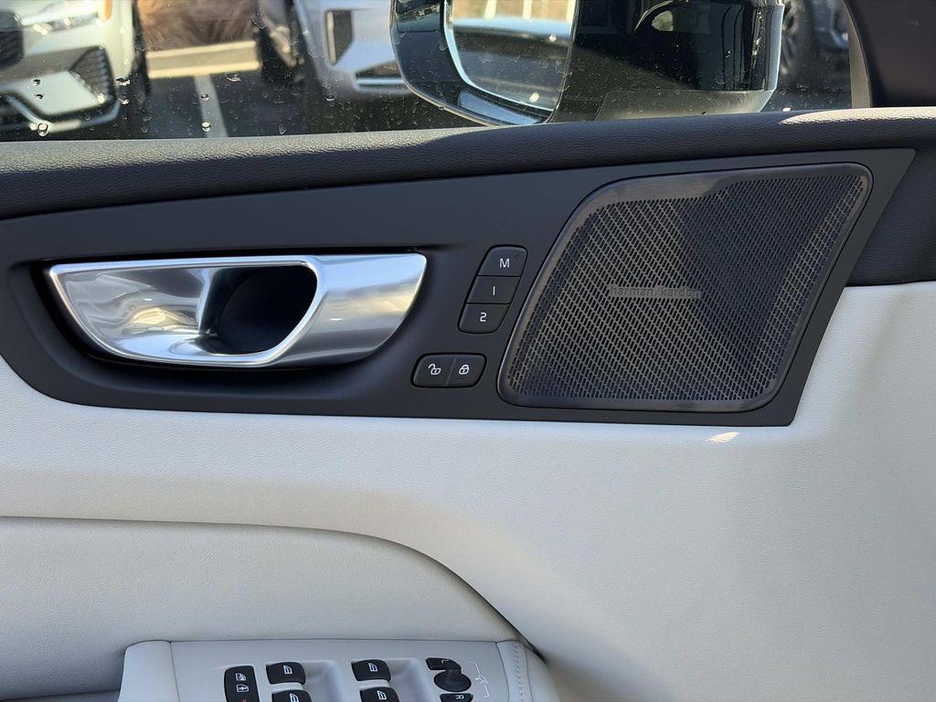 new 2026 Volvo XC60 car, priced at $65,570