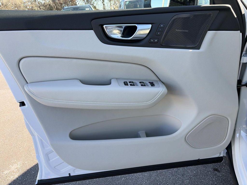 new 2026 Volvo XC60 car, priced at $65,570