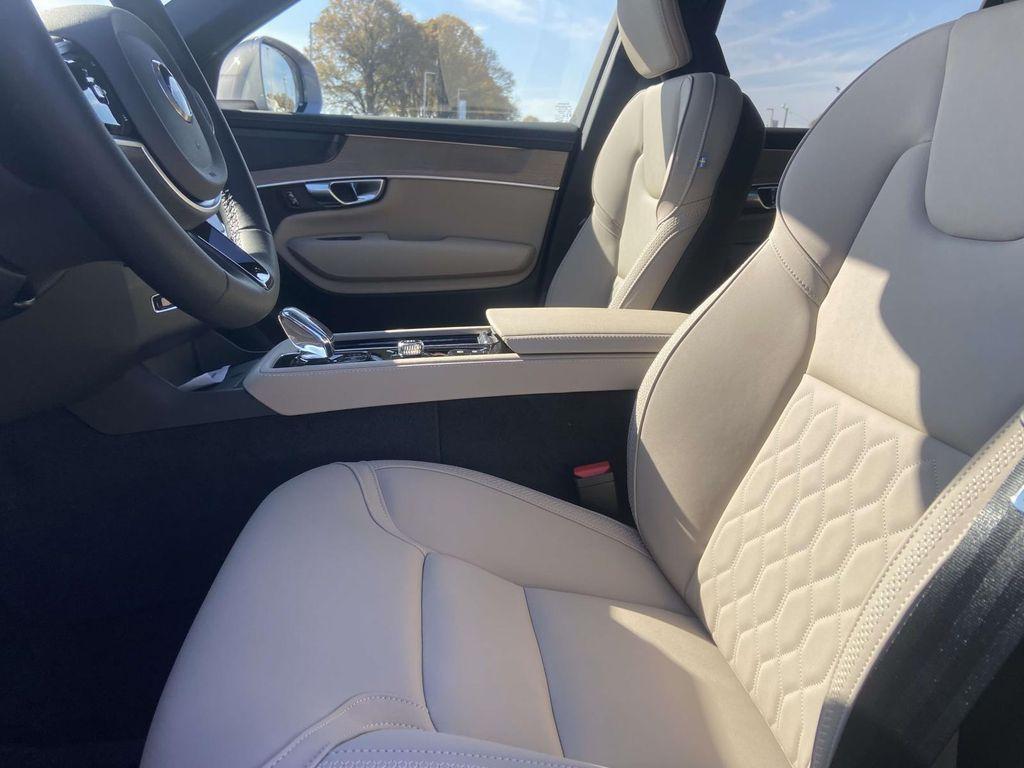 new 2026 Volvo XC90 car, priced at $71,825