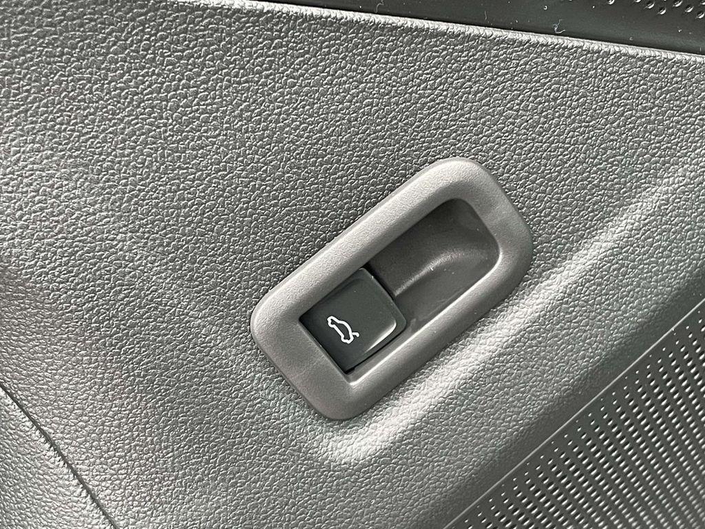 new 2026 Volkswagen Tiguan car, priced at $39,421