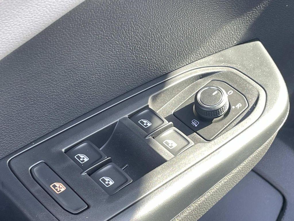 new 2026 Volkswagen Taos car, priced at $38,076