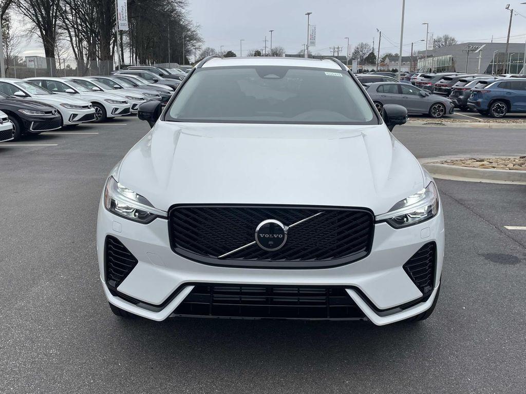 new 2026 Volvo XC60 Plug-In Hybrid car, priced at $69,285