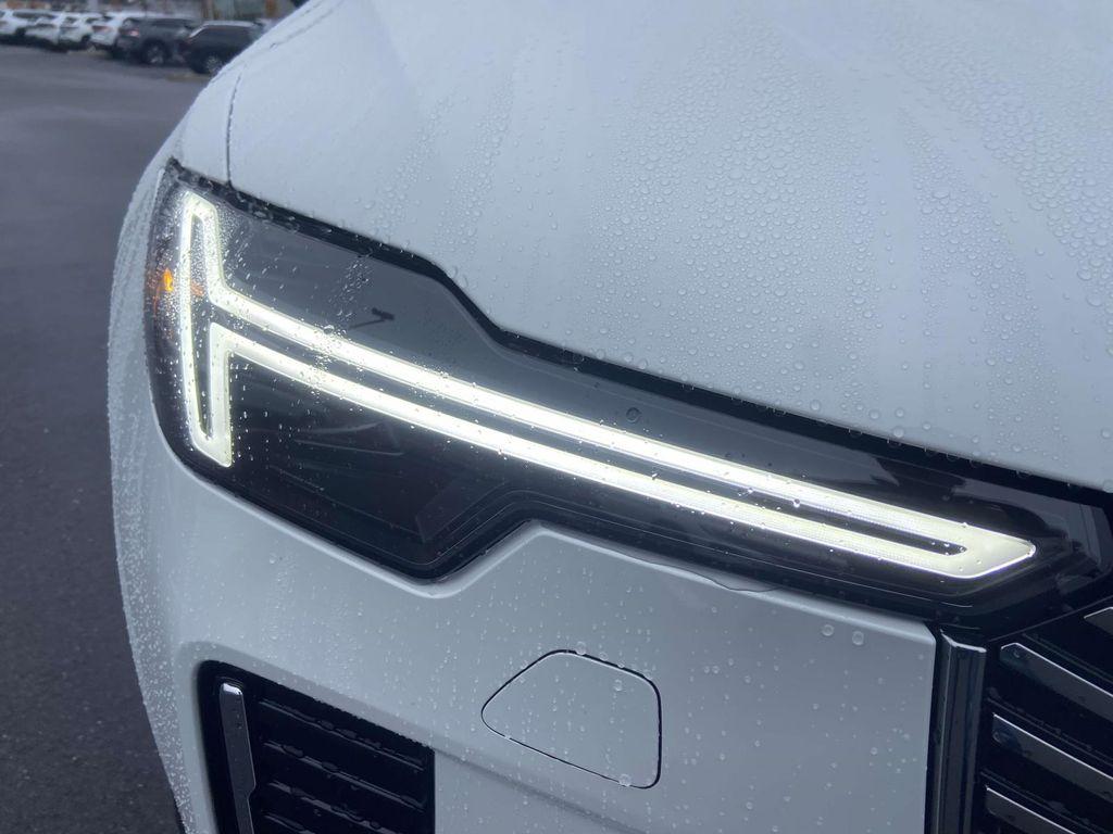new 2026 Volvo XC90 car, priced at $75,155
