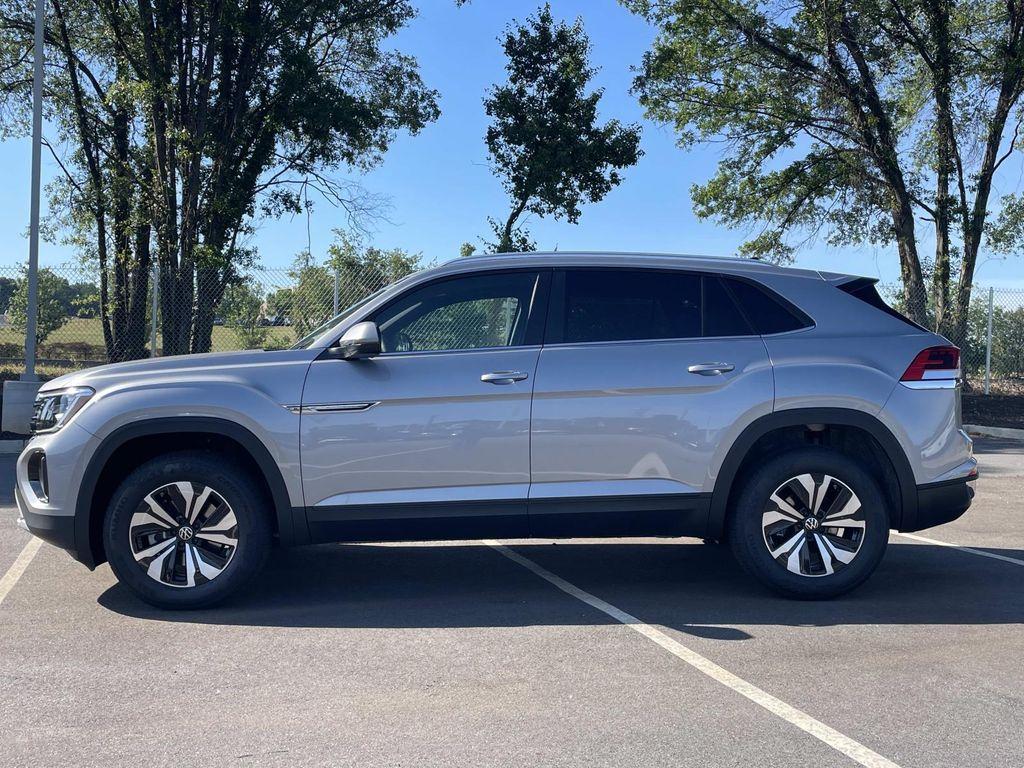 new 2026 Volkswagen Atlas Cross Sport car, priced at $40,476