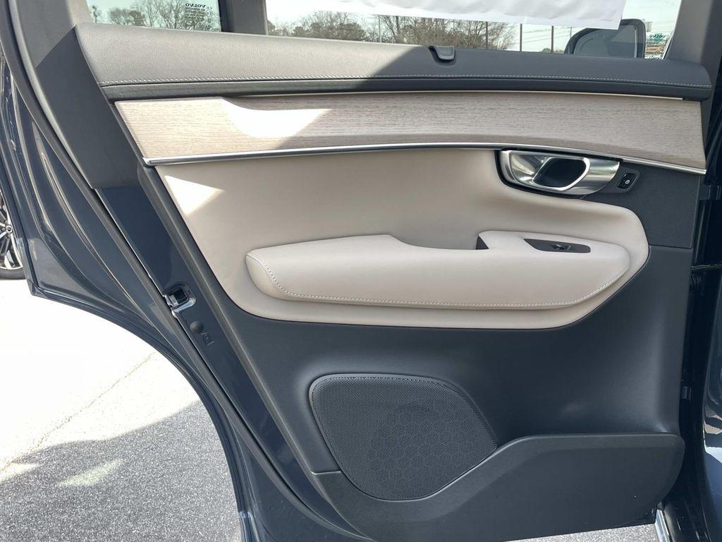 new 2026 Volvo XC90 Plug-In Hybrid car, priced at $85,745