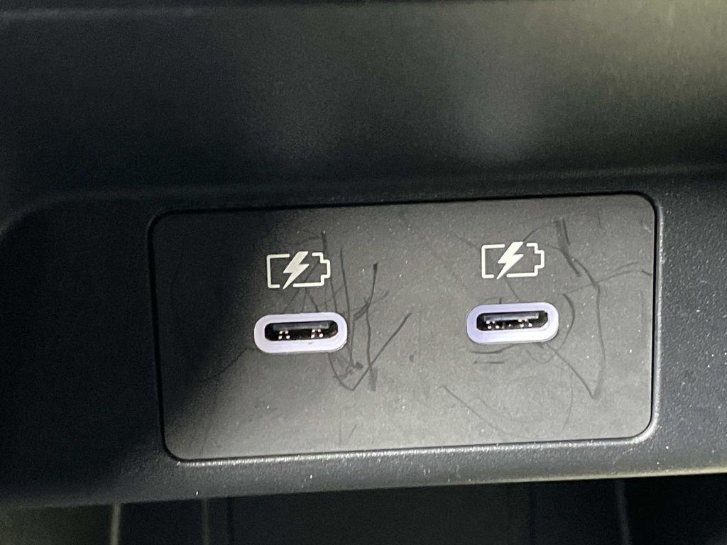 used 2025 Mitsubishi Outlander car, priced at $26,999