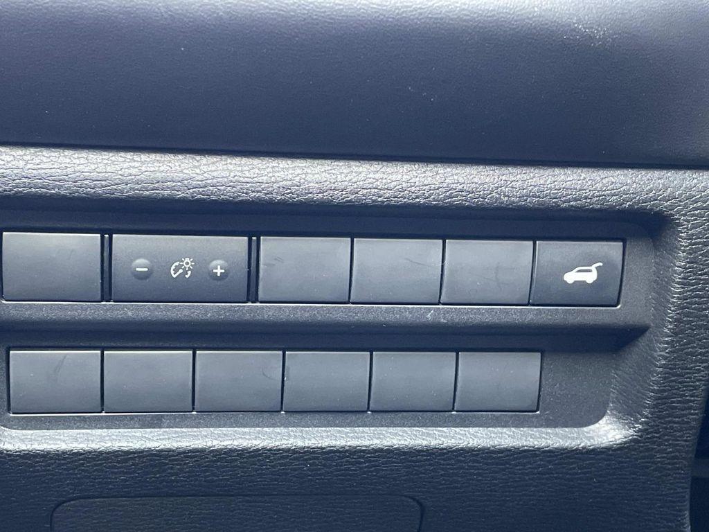 used 2025 Mitsubishi Outlander car, priced at $26,999