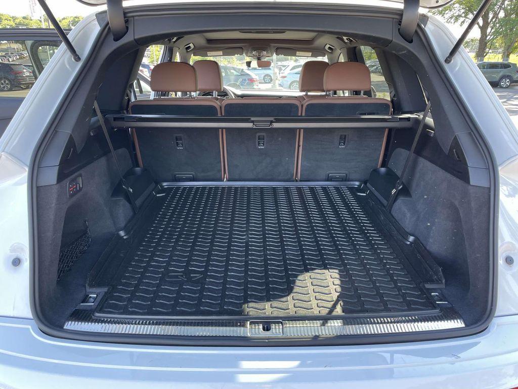 used 2023 Audi Q7 car, priced at $43,995