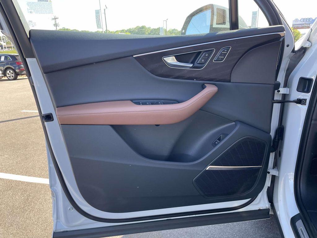used 2023 Audi Q7 car, priced at $43,995