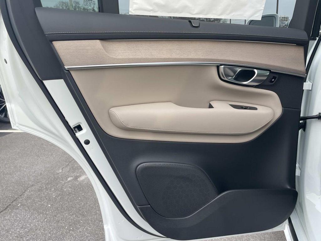 new 2026 Volvo XC90 Plug-In Hybrid car, priced at $88,045