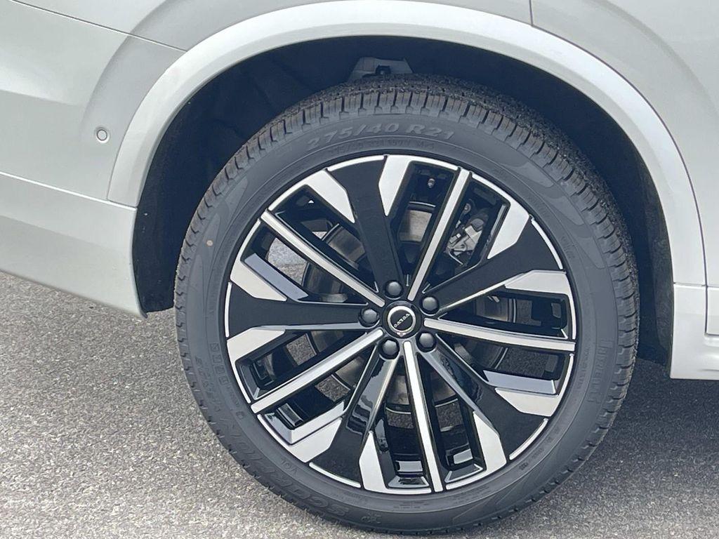 new 2026 Volvo XC90 Plug-In Hybrid car, priced at $88,045