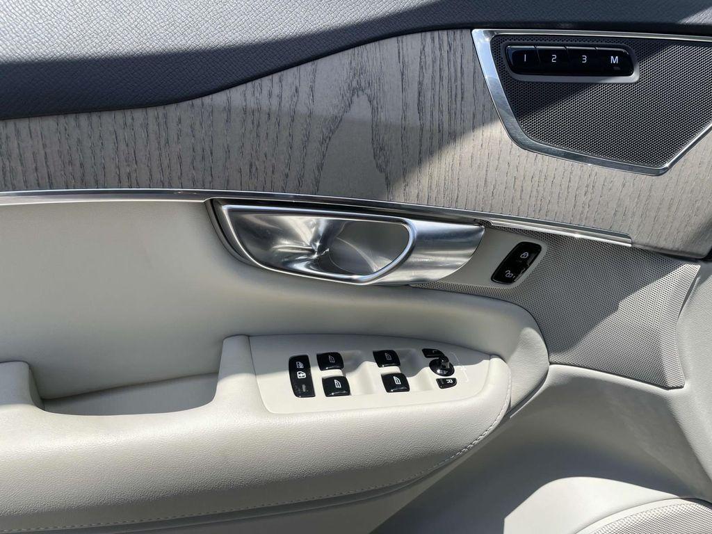 new 2025 Volvo XC90 car, priced at $59,855