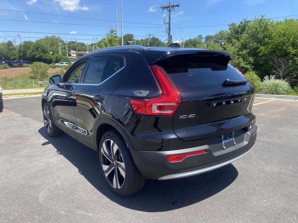 new 2025 Volvo XC40 car, priced at $48,894