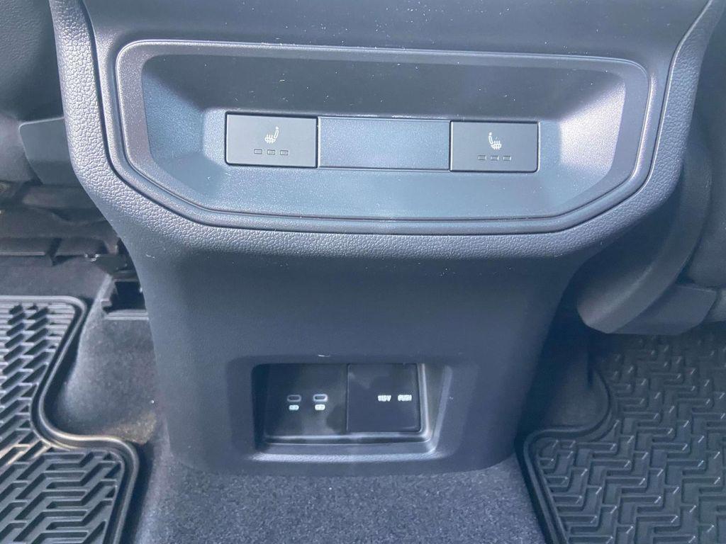 new 2026 Volkswagen Atlas Cross Sport car, priced at $52,786