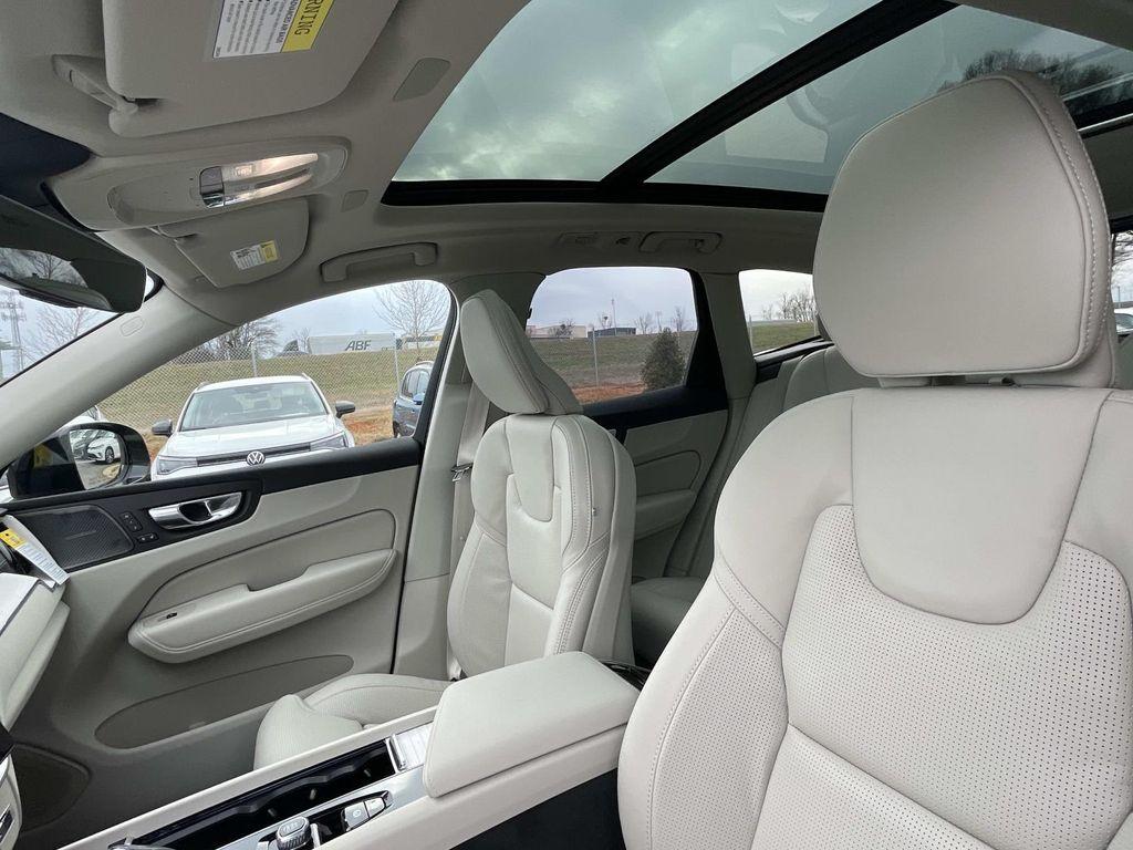 new 2026 Volvo XC60 car, priced at $65,735