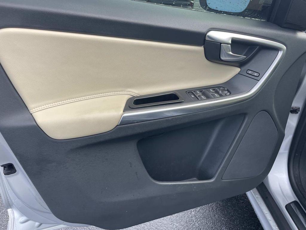 used 2016 Volvo XC60 car, priced at $11,458