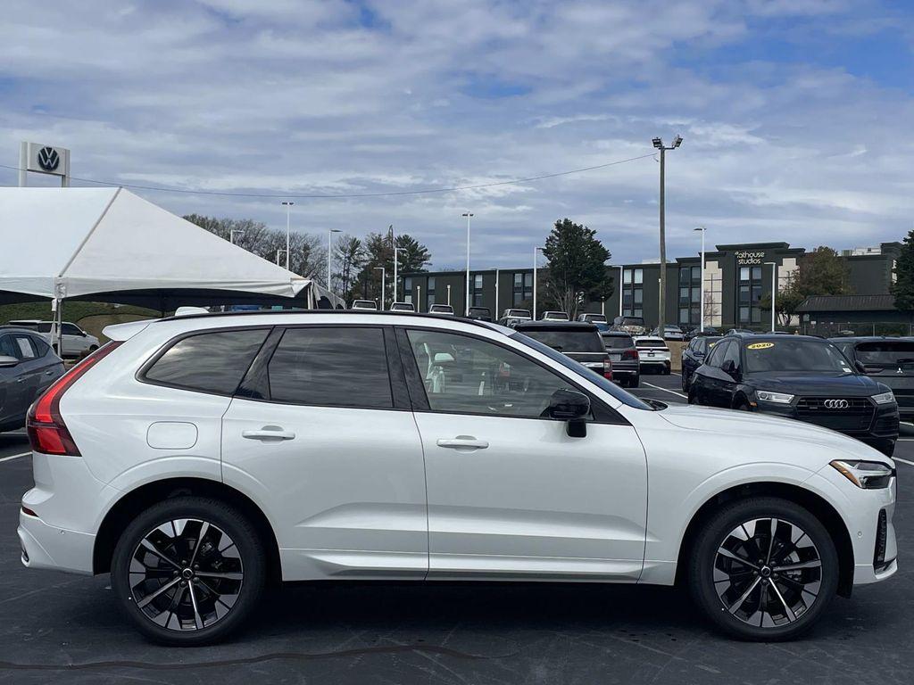 new 2026 Volvo XC60 car, priced at $58,105