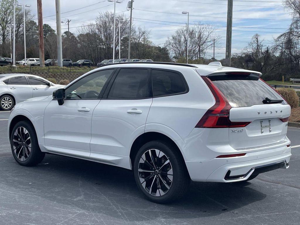new 2026 Volvo XC60 car, priced at $58,105