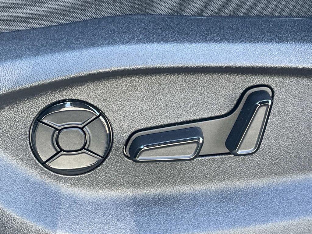 new 2026 Volkswagen Tiguan car, priced at $39,987