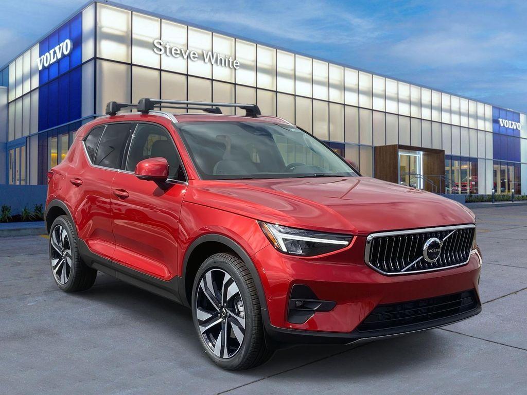 new 2025 Volvo XC40 car, priced at $44,361